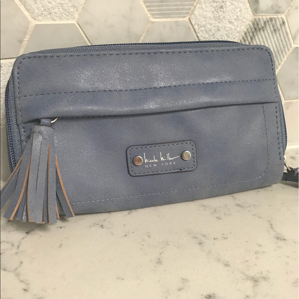 Nicole Miller NY Summer Wallet NWOT